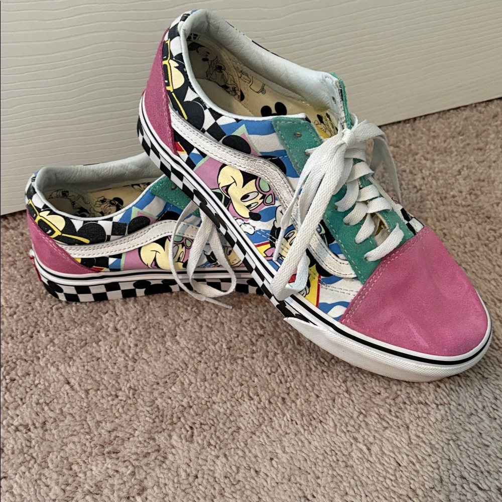 Vans Disney Old Skool Multicolor Sneakers